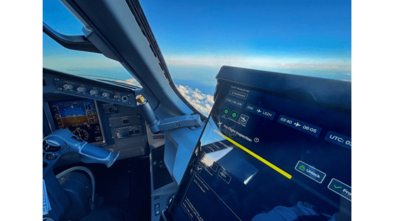 Redifly eTechlog in cockpit